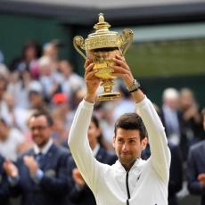 ŠTA PRIČA OVAJ ČOVEK: Bivši šampion ŠOKIRAO - Novak neće osvojiti Vimbldon, već ON!