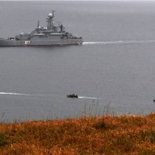 STIGLO VELIKO POJAČANJE RUSIMA: Crnomorska flota jača nego ikada pre! On je tu! (VIDEO)