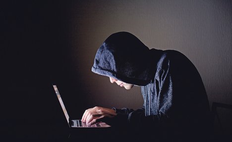 STRANKE ZNAJU SVE O NAMA: Hakeri pronašli bazu podataka 400.000 ljudi koje koriste partije na vlasti