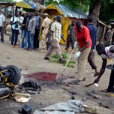 STRAVIČAN NAPAD DECE UBICA: Dve devojčice (7) se raznele na pijaci u Nigeriji, 17 ranjenih (FOTO/VIDEO)
