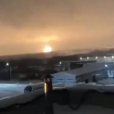 STRAVIČNA EKSPLOZIJA U RUSKOJ VOJNOJ FABRICI: Odjeknulo poput atomske bombe, oblak vatre obasjao nebo (VIDEO)