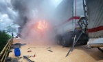 STRAVIČNA NESREĆA IZMEĐU KURŠUMLIJE I PROKUPLjA: Pet osoba stradalo u sudaru autobusa i kamiona (FOTO/VIDEO)