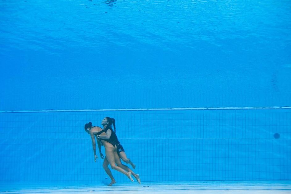 SVI SU SE ZALEDILI! Oglasila se žena koja je spasla život plivačici: Kada sam videla da ne diše, prestravila sam se (FOTO)