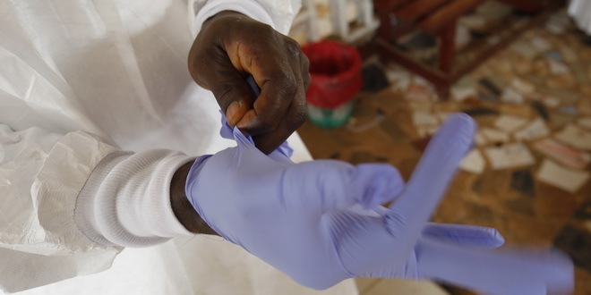 SZO: Četvrtina zaraženih ebolom ostane neotkrivena