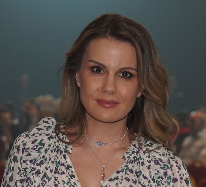 Sa 54 godine i troje dece ne mogu da izgledam kao devojka od 20: Maja Nikolić o negativnim komentarima