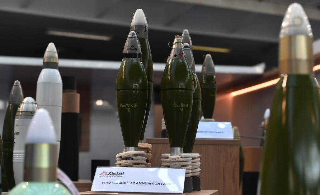 Sa kim si ti, Srbijo? Gordijev čvor u aktuelnoj političkoj igri