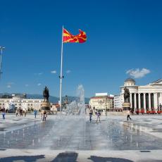  Sada je sve u rukama poslanika Predlog o izmeni Ustava pred makedonskim poslanicima