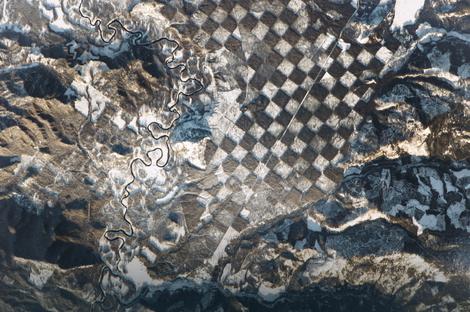 Šahovska tabla na Zemlji: Neverovatna fotografija IZ SVEMIRA