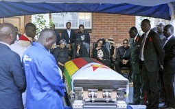 
					Sahranjen dugogodišnji lider Zimbabvea Robert Mugabe 
					
									