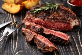 Slovenci napravili sočan biftek od cvekle: 450 grama samo 30 evra