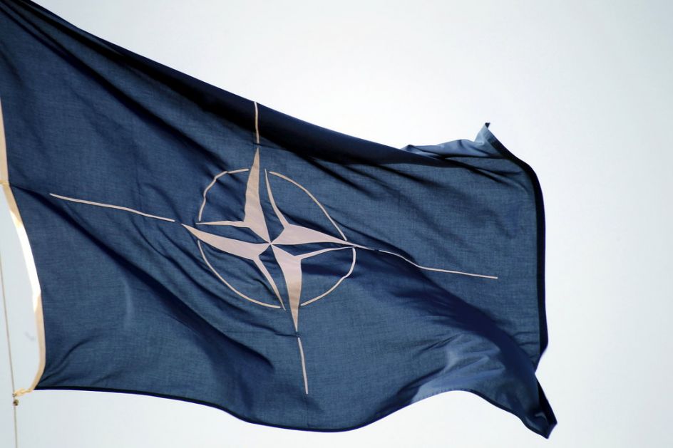 Samit NATO, proslava 70. rođendana u senci podela