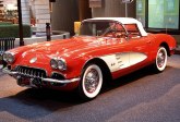 Samo da istovarim Corvette iz 1962, šta bi moglo da krene po zlu? VIDEO