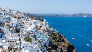 Santorini spreman za letnju sezonu, bezbedan za turiste