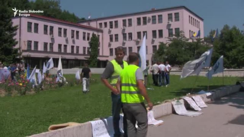 Sarajevo: Demobilisani borci i dalje pred Vladom
