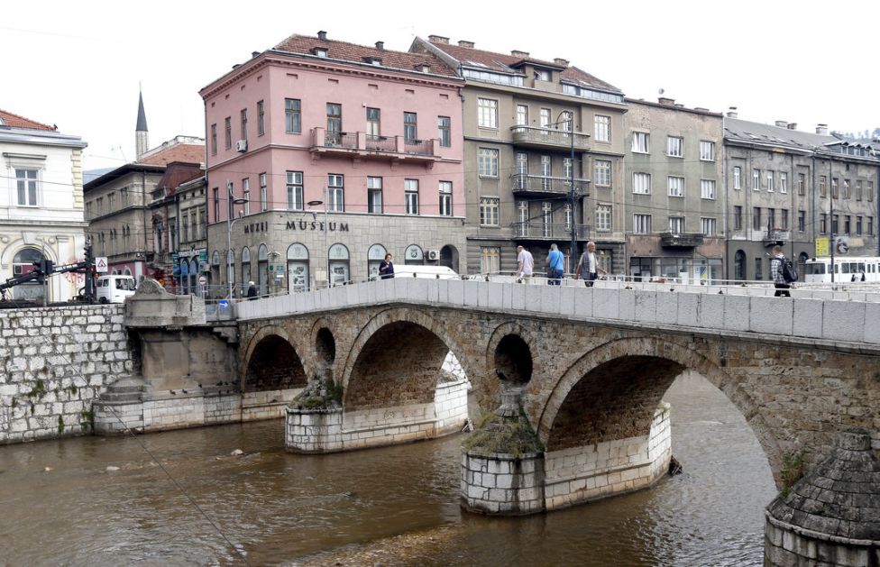 Sarajevo: Jedna od dve žene podlegla povredama iz vatrenog oružja