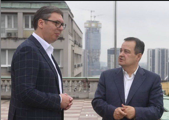 Održan sastanak o saradnji SNS i SPS, na čelu delegacija Vučić i Dačić