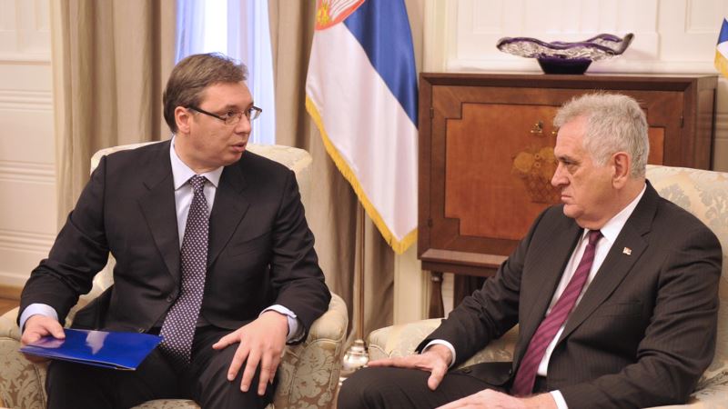 Sastanku Vučića i Nikolića o referendumu se pridružili i ministri