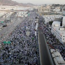 Saudijske vlasti ZADOVOLJNE: Ovogodišnje HODOČAŠĆE proteklo MIRNO (FOTO)