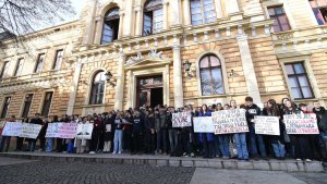 Savet roditelja ponovo traži razrešenje direktora Jovine gimnazije