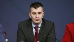 Savetnici ministra Đorđevića službenim automobilom u kafanu