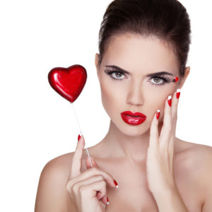 Savršena šminka za Dan zaljubljenih: 4 izgleda koja osvajaju