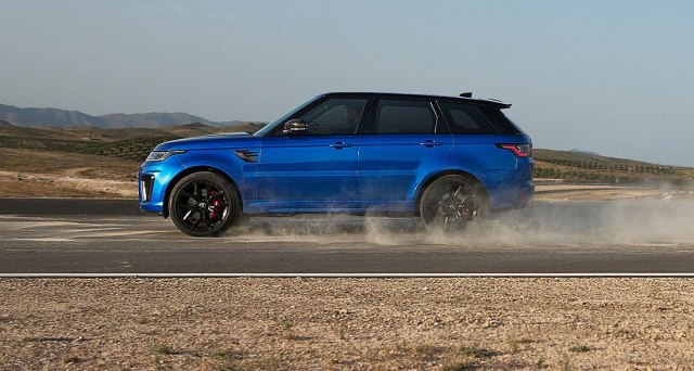 Scene sa snimanja novog Džejmsa Bonda: U glavnoj ulozi najbrži Land Rover ikada VIDEO
