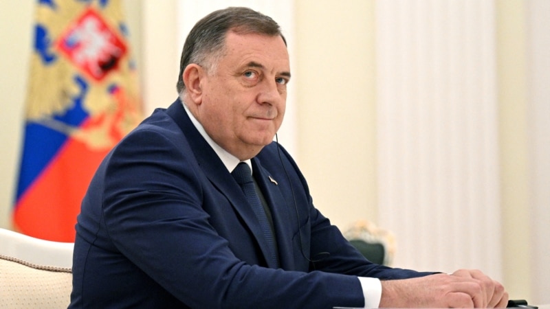 Schmidt može smijeniti Dodika i zabraniti mu političko djelovanje