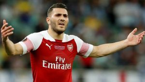 Sead Kolašinac: Fudbaler Arsenala goloruk krenuo na naoružane napadače