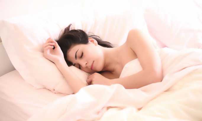 Sedam znakova da tokom spavanja prestajete da dišete i time rizikujete infarkt i šlog