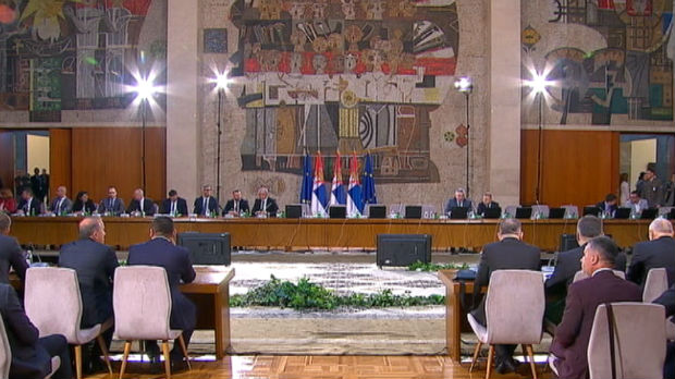 Sednica u Palati Srbija o paketu pomoći Srbima sa Kosova