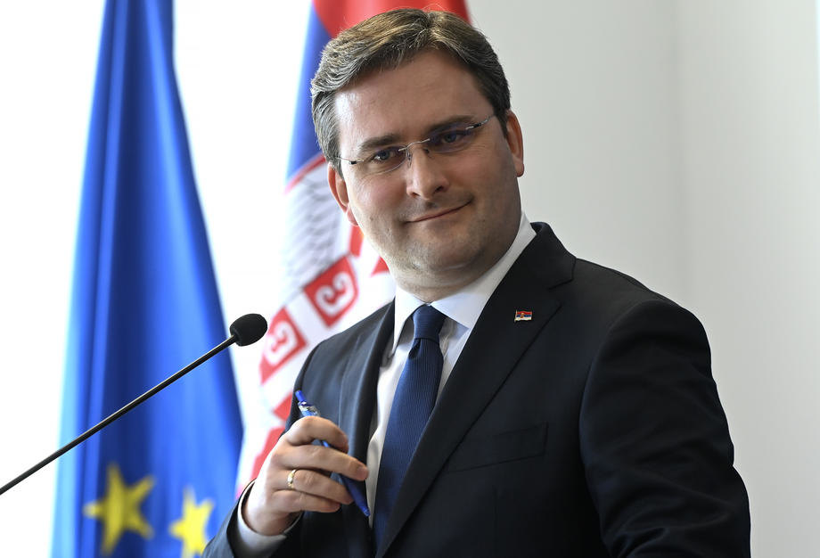 Sijarto zatražio da se Srbiji odmah ponudi članstvo u EU kao kompenzacija za sankcije Rusiji