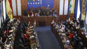 Senat Bolivije odobrio nove izbore ali bez Moralesa