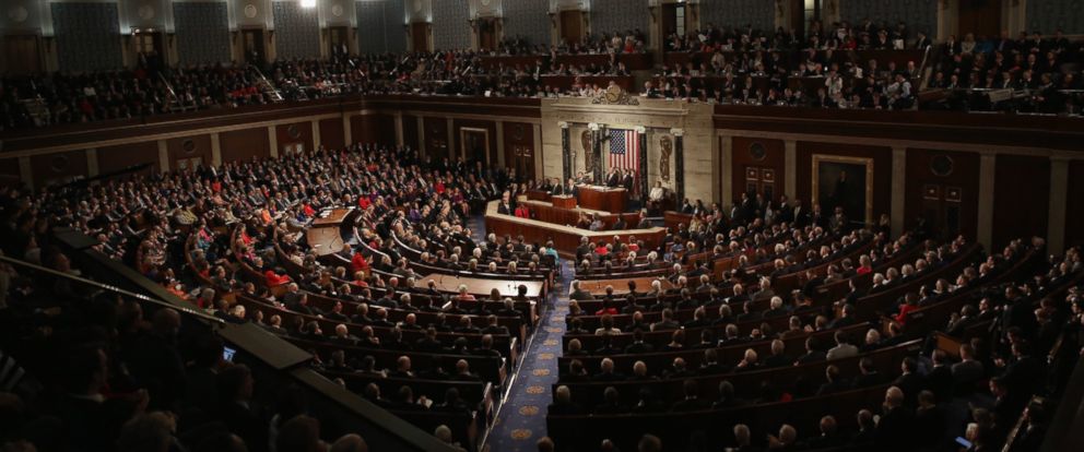 Senatori SAD predstavili zakon kojim se predviđa uvođenje strogih sankcija za „mešanje“ u izbore