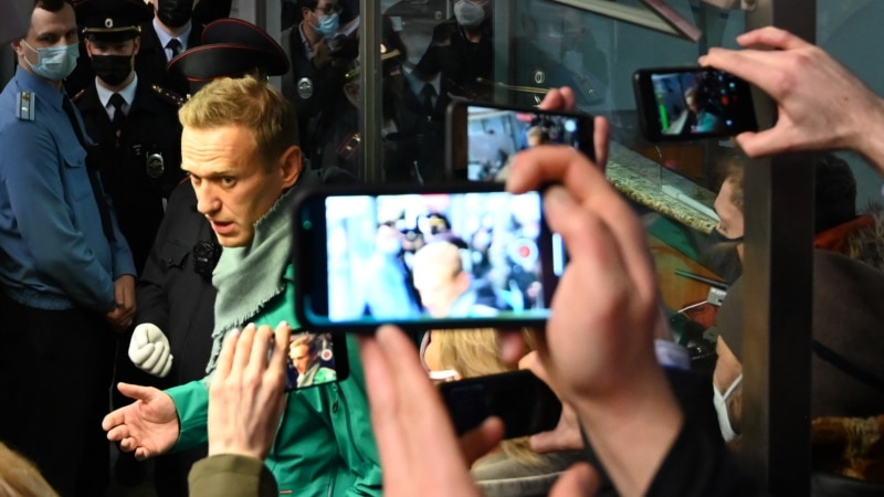 Sestanovič: Navalni smrtno opasan za Putina