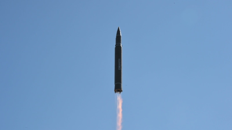 Severna Koreja ispalila dve krstareće rakete 