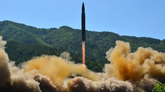 Severna Koreja ispalila raketu preko Japana