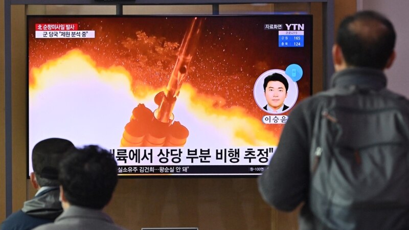 Severna Koreja lansirala još raketa postavljajući mesečni rekord
