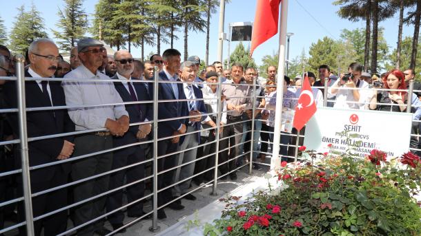 Simbol otpora turskog naroda : Mezar oficira Omera Halisdemira za godinu dana posjetilo milion ljudi