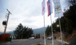 Simić: Na severu Kosova mirno, Srbi se povukli sa barikada