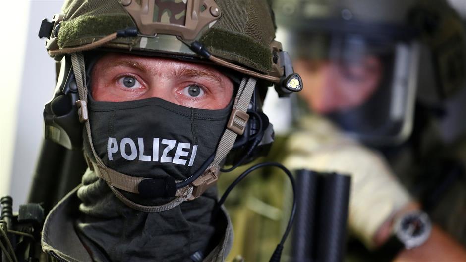Širom Nemačke racije zbog 10 osumnjičenih iranskih špijuna