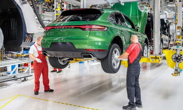 Situacija u nemačkoj auto industriji se u aprilu malo popravila