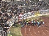 Skandal u Humskoj – navijači maltretirali fudbalere FOTO/VIDEO