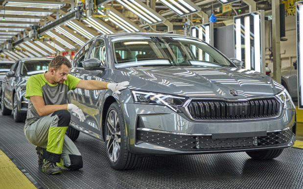 Škoda, Dacia i Volkswagen prodali najviše automobila s benzinskim i dizelskim motorima