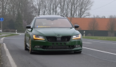 Škoda Superb nikad brža: Uz motor iz Audija RS3 razvija 300 km/h VIDEO