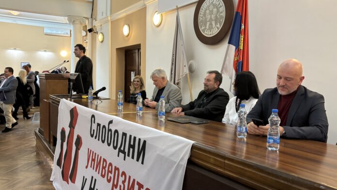 „Skupo plaćamo dugogodišnje ćutanje lekara, sudija, arhitekata“ – poruka sa tribine u Nišu