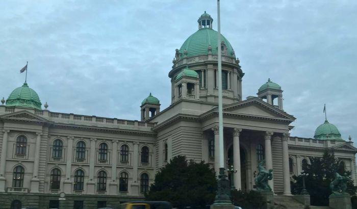 Skupština Srbije sutra glasa, a zatim nova sednica