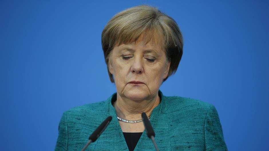 Slabljenje Angele Merkel ne menja nemački stav o Kosovu