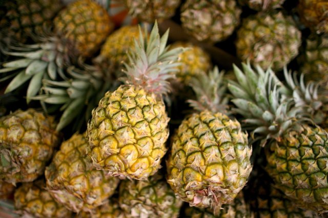Slatko voće vas jede dok ga jedete: Da li osećate peckanje u ustima od ananasa?