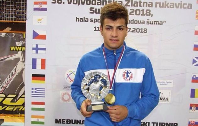 Slobodanu Jovanoviću zlato i eptitet najboljeg srpskog boksera na „Vojvođanskoj zlatnoj rukavici“