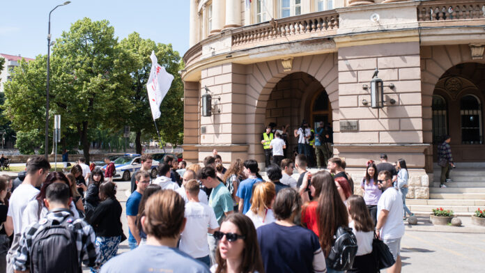 Slobodni univerzitet pozvao građane da se okupe u Nišu